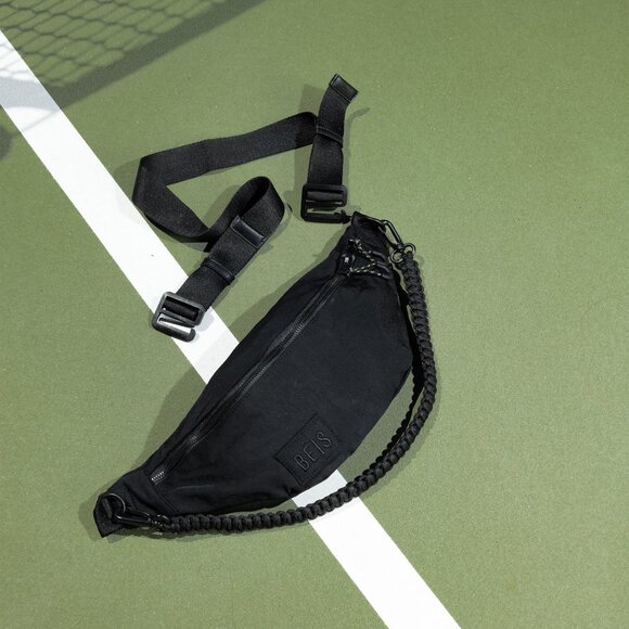 Beis The Sport Pack in Black - Picture 3 of 12